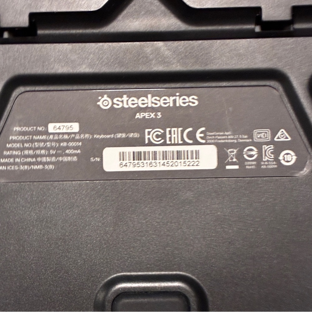 Steelseries Apex 3 Keyboard - Picture 6 of 8